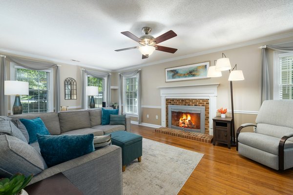 Découvrez des clôtures rigides personnalisées pour votre jardin